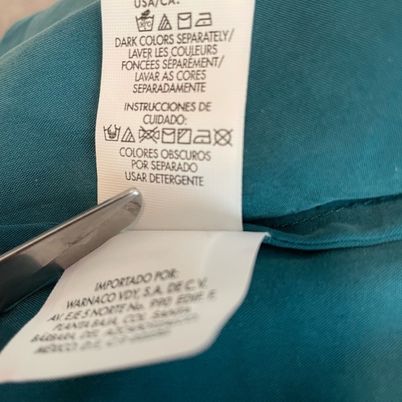 “Calvin Klein Jeans” Green soft velvety like fabric sleeveless top size XL - Picture 9 of 9